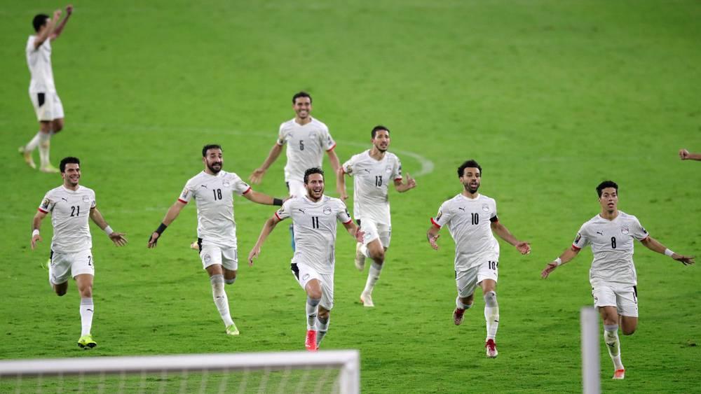 مصر تطلب من الـ"كاف" تأجيل نهائي كأس أمم أفريقيا إلى الإثنين المقبل