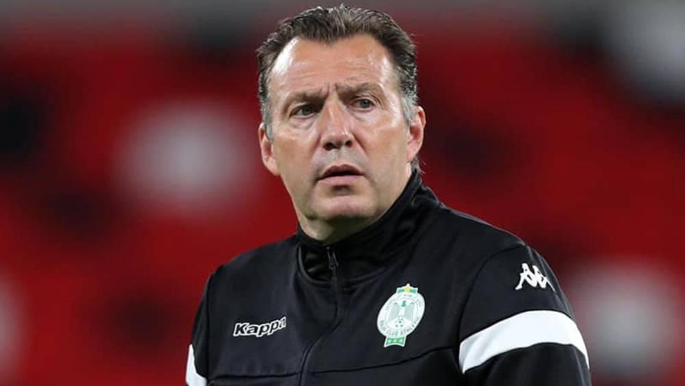 تشكيلة الرجاء أمام يوسفية برشيد.. فيلموتس يعتمد على الحارس الحداوي ويدفع ببنجديدة وكوياتي منذ البداية