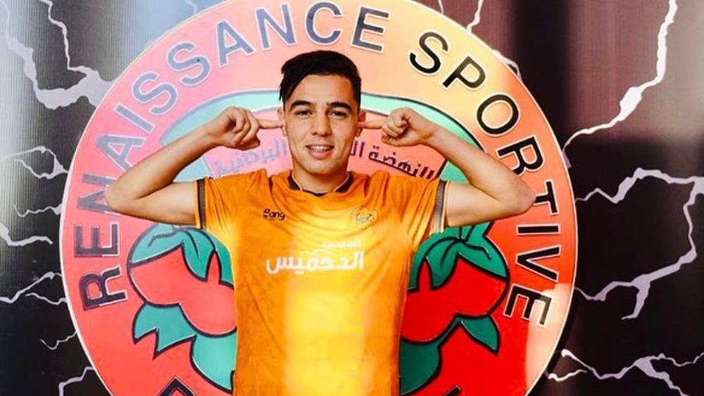 فكاك لـ"البطولة": "الانضمام إلى نهضة بركان محطة جديدة في مساري والرّجاء كان أول من قدّم لي عرضاً لكنّ الصفقة لم تكتمل"