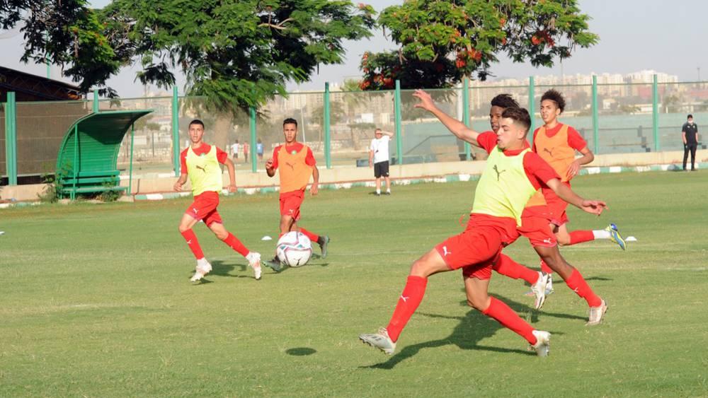 بقائمة تضم 24 لاعباً منهم 9 من أكاديمية محمد السادس و7 من الجيش الملكي.. منتخب الشُّبَّان يُجري تربصاً إعدادياً يمتد لـ5 أيام