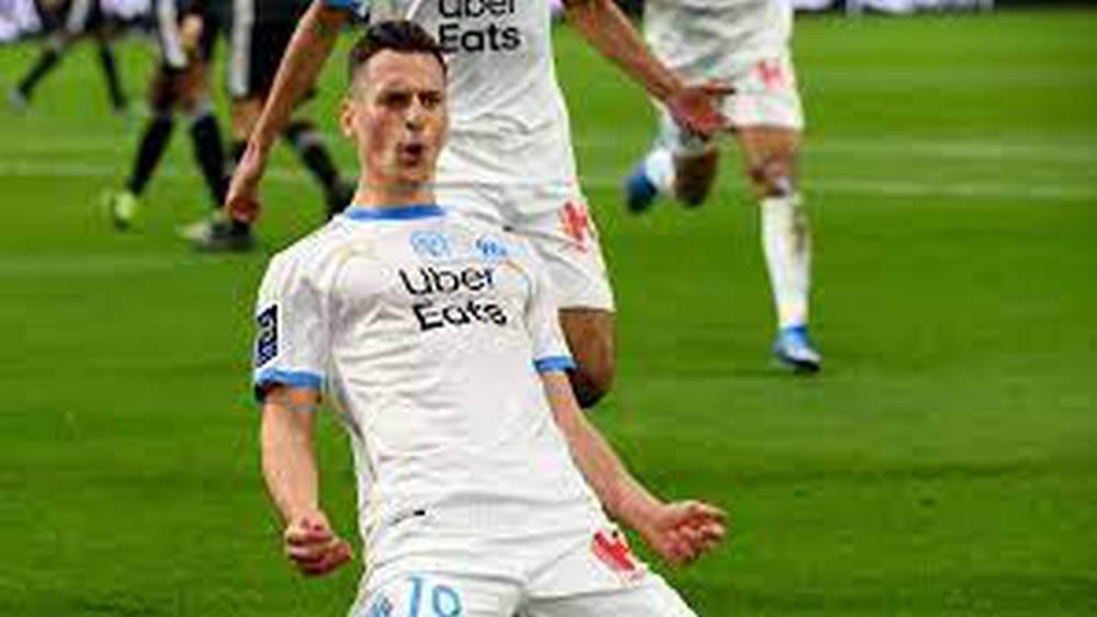 Milik imite Drogba en coupe d'Europe