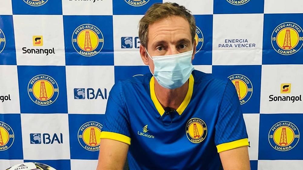 مدرب بيترو أتليتيكو: "للفوز على الوداد علينا تفادي الأخطاء الدفاعية واستغلال أنصاف الفرص"