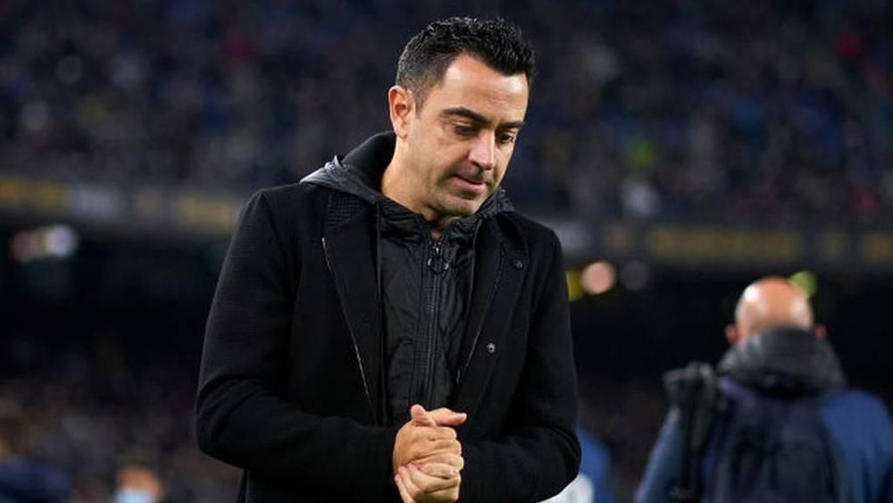 تشافي: "نابولي قام بالغش من خلال إضاعة الوقت وعلينا تدوير الكرة للفوز على فالنسيا"