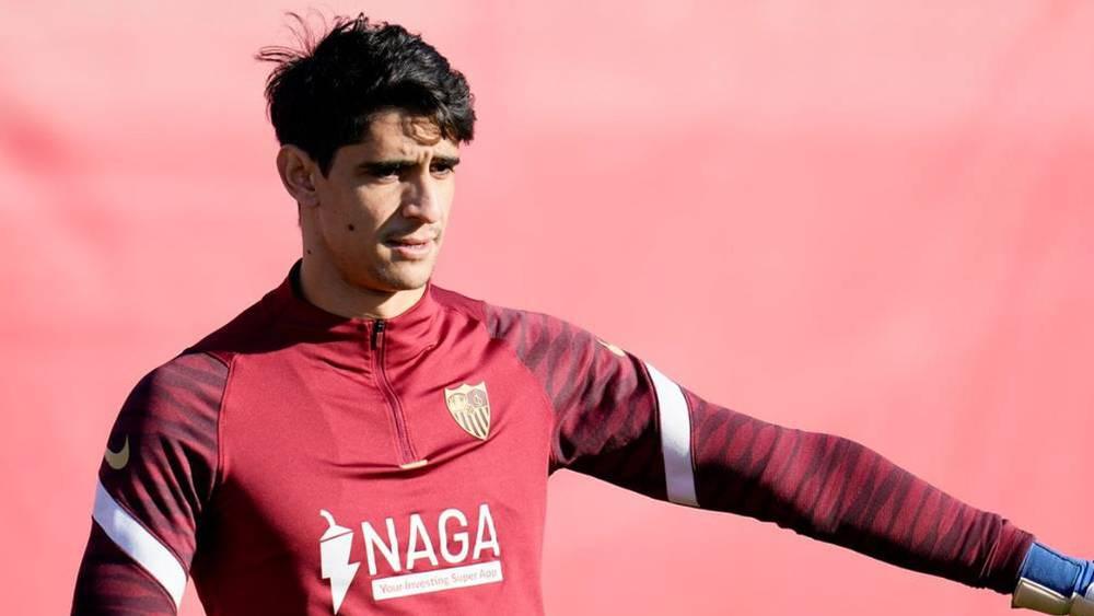 بونو "أساسي" والنصيري والحدادي على "مقاعد البدلاء" في مواجهة إشبيلية وإسبانيول