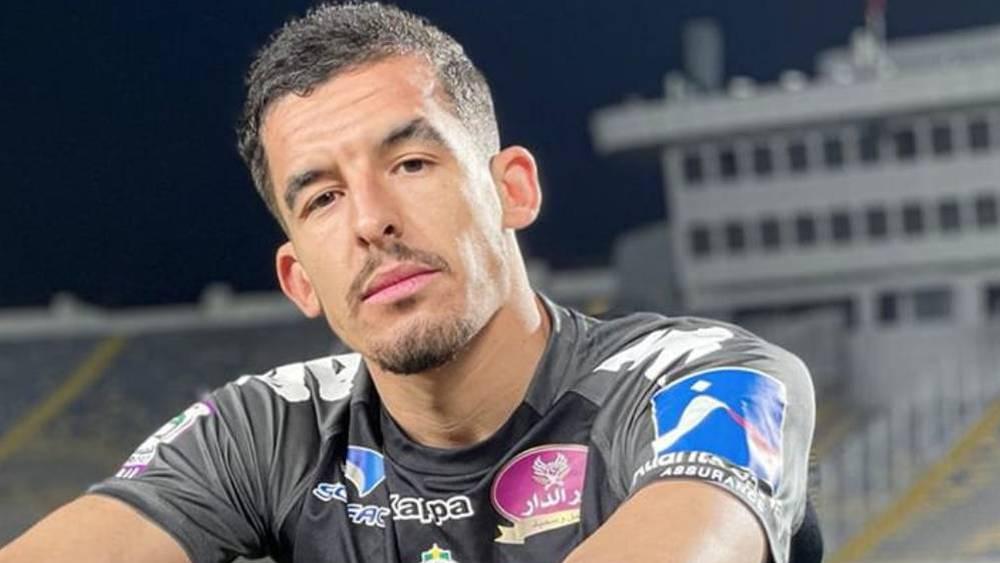 الجزائري مرباح غايا مرشح لحراسة مرمى الرجاء أمام ش.السالمي