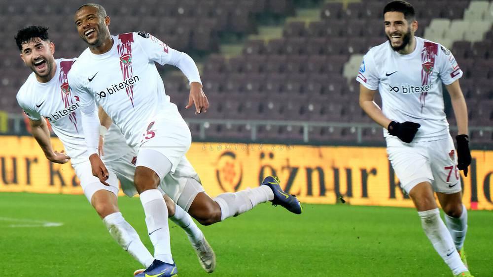 Ayoub El Kaabi signe un triplé avec Hatayspor