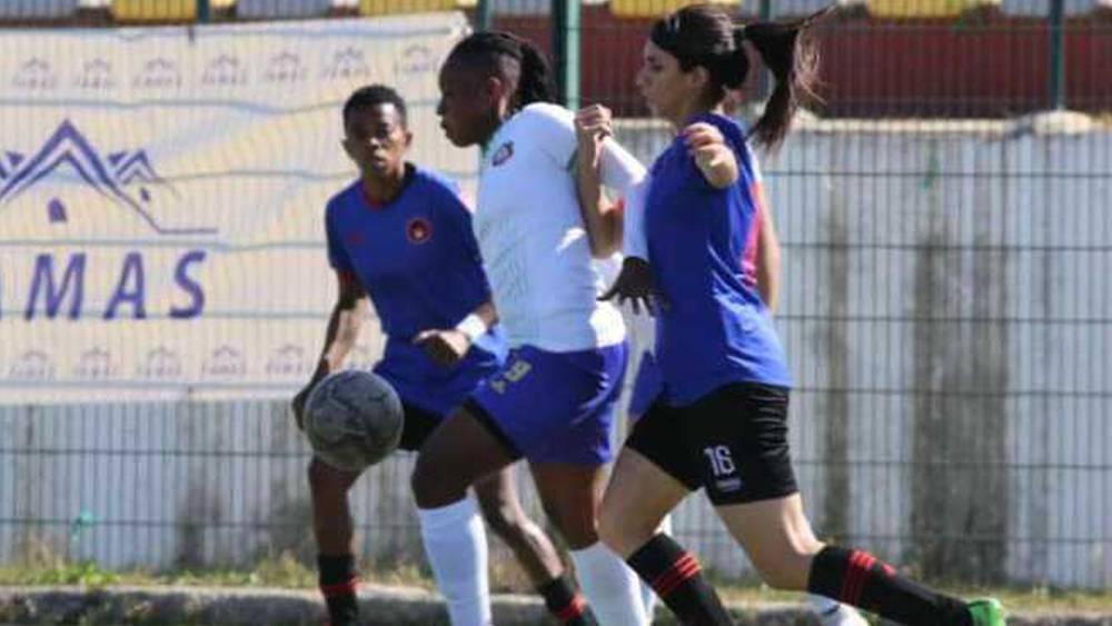 البطولة النسوية.. الجيش الملكي يعزز صدارته بفوزه على ا.طنجة ور.أيت إيعزة ينهزم أمام ش.المحمدية وبلدية العيون يتغلب على عين حرودة