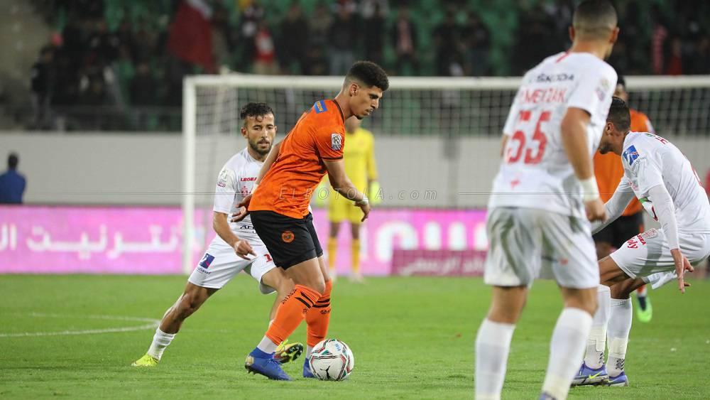 حسنية أكادير يواصل صحوته بانتصاره على نهضة بركان (2-0) في ختام الجولة الـ19 من الدوري