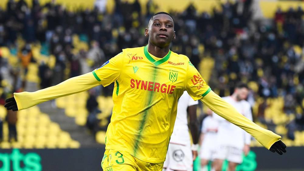 Kolo Muani de Nantes à Francfort (officiel)
