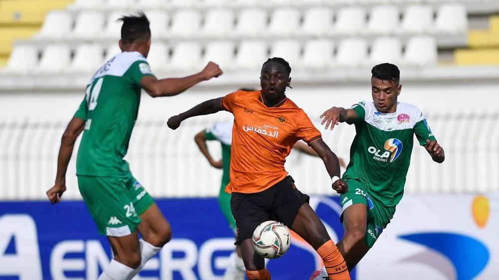 الحكم نبيل برقية يقود مباراة نهضة بركان والرجاء وحمزة الفارق يدير غرفة "الفار"