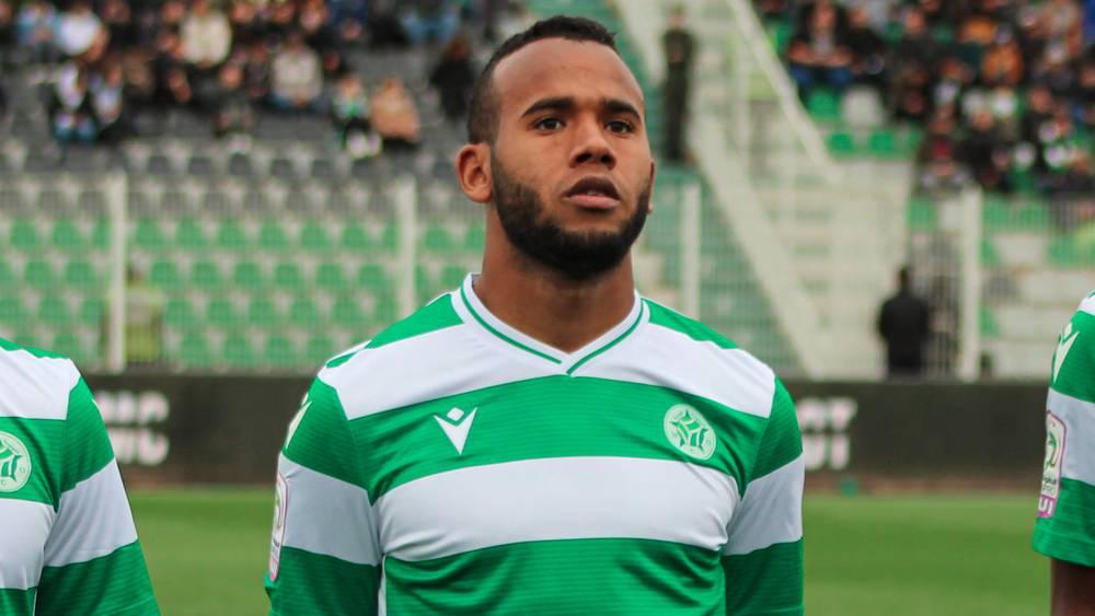 الولادي لاعب مولودية وجدة يتعرّض لارتجاج في الرأس وفُقدان جزئي للذاكرة في مباراة حسنية أكادير