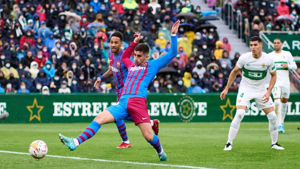 برشلونة "يقلب الطاولة" على إلتشي (1-2) ويصعد للمركز الثالث في "الليغا"