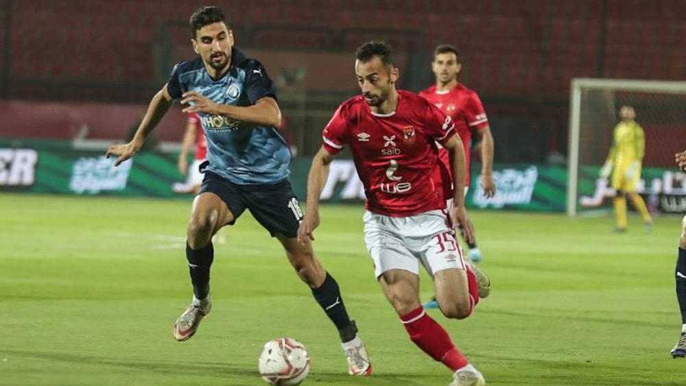 الأهلي يُزيح بيراميدز من صدارة الدوري المصري ويقهره بثلاثية