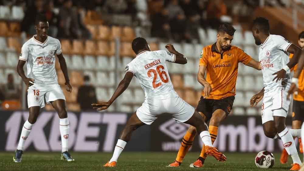 نهضة بركان ينهزم في تنزانيا أمام سيمبا (1-0) والحكم يحرم الفريق البرتقالي من هدف وركلة جزاء