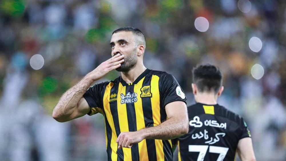 بإحرازه هدفيْن أحدهما من ضربة مقص.. حمد الله يقود الاتحاد لتجاوز الحزم في الدوري السعودي (3-0)