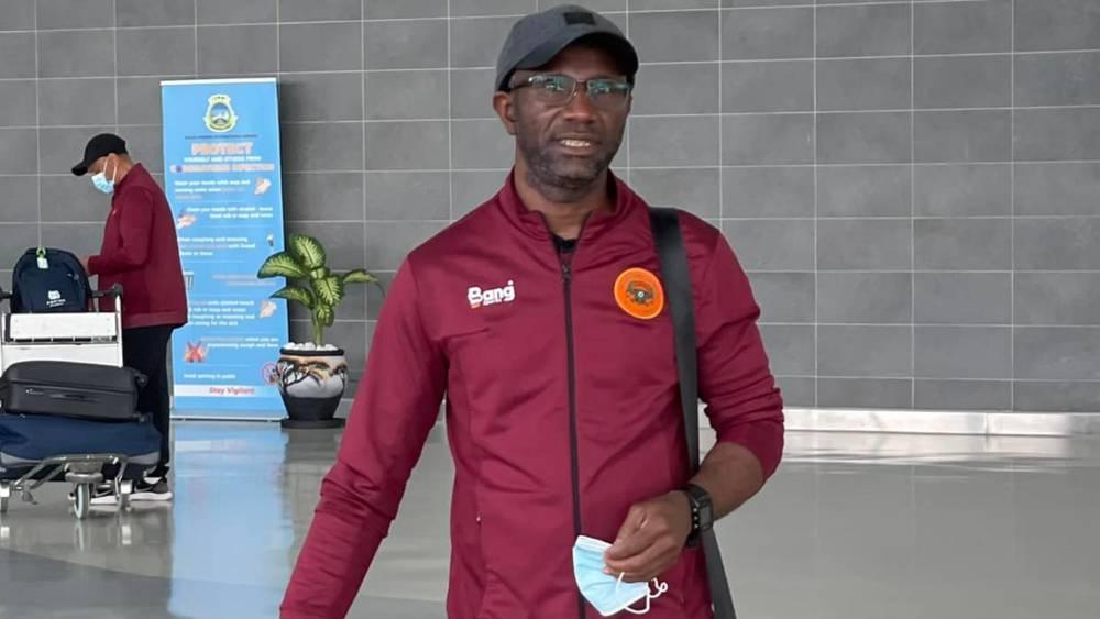 إبينغي (مدرب نهضة بركان): "مونديال قطر هو الهدف الذي يزعج أعصاب كل الكونغوليين و الخوف لا يوجد في كرة القدم"