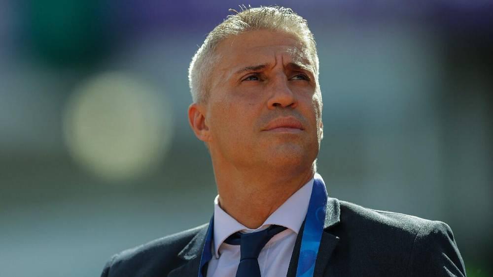 الأرجنتيني هيرنان كريسبو في طريقه إلى الدوحة لتدريب الدحيل القطري