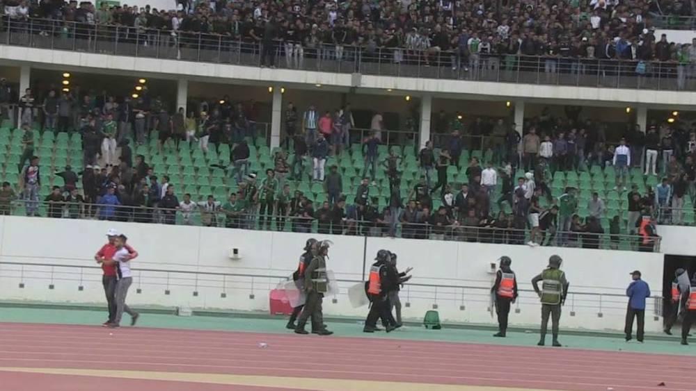 أولترا "إيمازيغن" تتبرأ من المعتدين على رجال الأمن وتؤكد: "مدينتنا تعاني من فئة معدومة العقل والأخلاق"