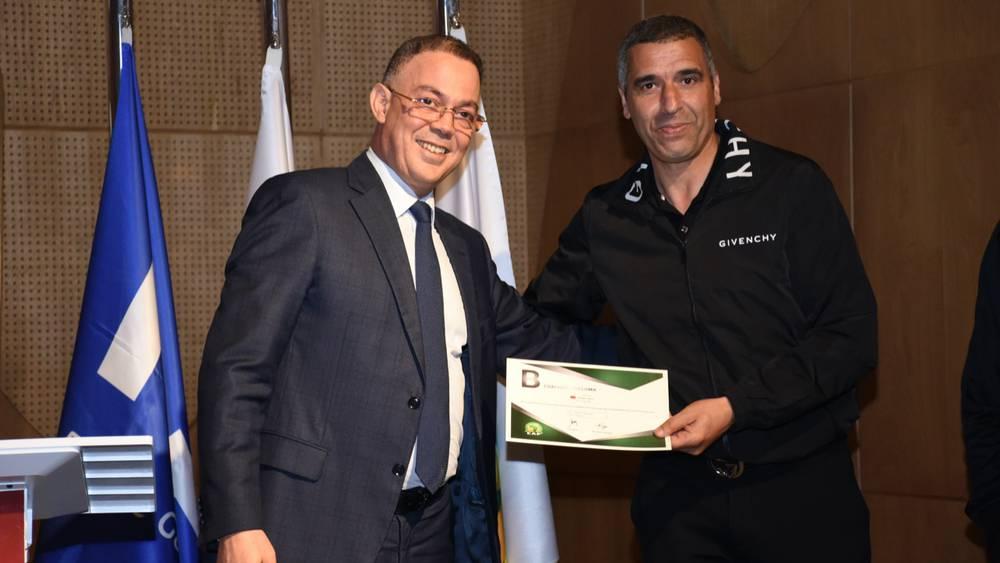 لقجع يترأس حفل توزيع "الديبلومات" على المدربات والمدربين الوطنيين