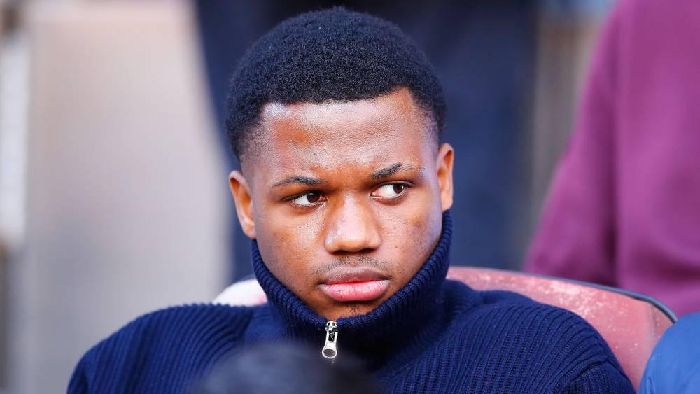 خبر "سعيد" لجماهير برشلونة بخصوص عودة أنسو فاتي