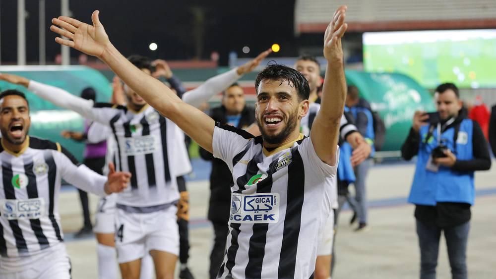نمديل (لاعب وفاق سطيف): "نسعى للفوز على الرجاء كما فعلوا في الجزائر ونشكر المغاربة على حسن استقبالهم"