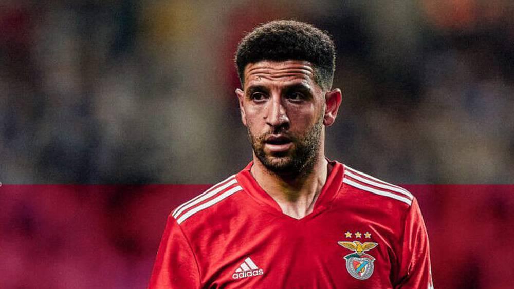 الطاقم الطبي لبنفيكا يحاول تجهيز تاعرابت لمواجهة ليفربول في دوري أبطال أوروبا