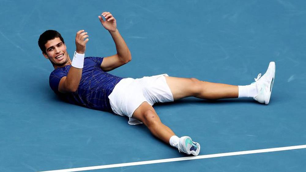 Tennis : à 18 ans, Carlos Alcaraz remporte le titre à Miami