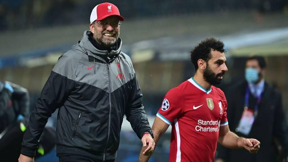 كلوب يُلمح لإعادة فتح مفاوضات تجديد عقد محمد صلاح مع ليفربول