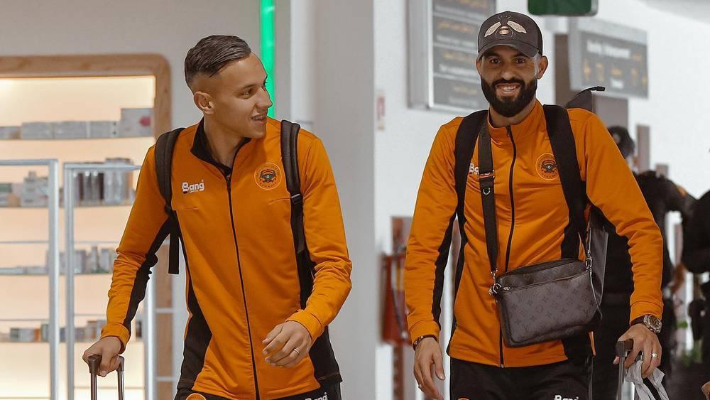 بعثة نهضة بركان تشد الرحال صوب القاهرة تأهبا لملاقاة المصري البورسعيدي في كأس الكونفدرالية