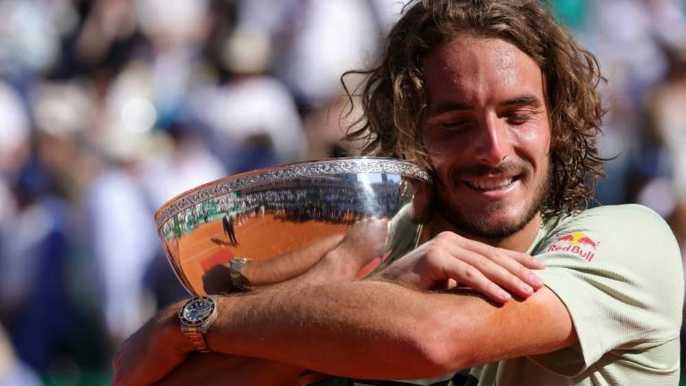 Monte-Carlo: Tsitsipas reste le roi