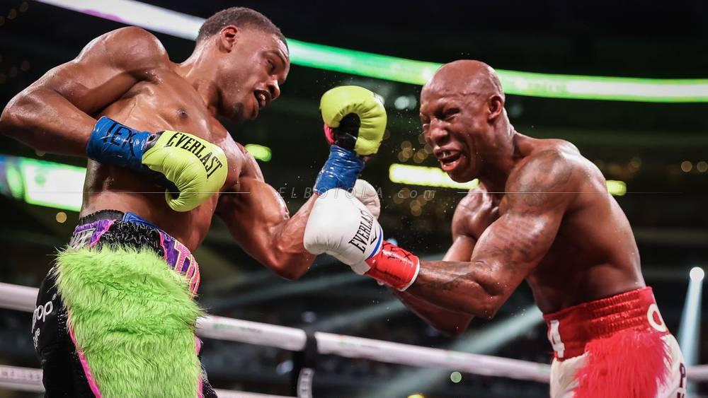 Boxe: Spence nouveau champion