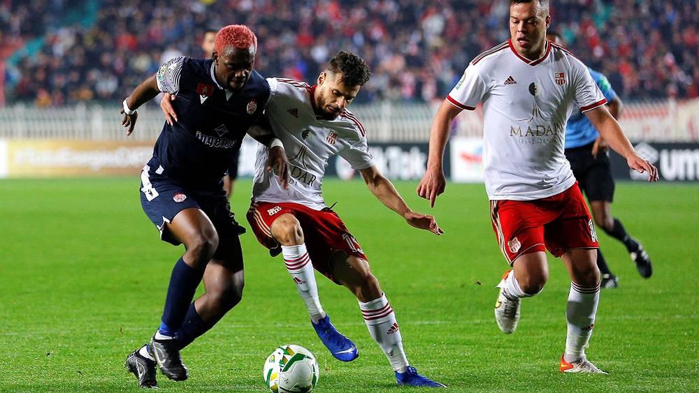 "الكاف": "الوداد يواجه شباب بلوزداد وسط عاصفة 'دونور' الصاخبة بهدف تثمين فوزه ذهابا في الجزائر"