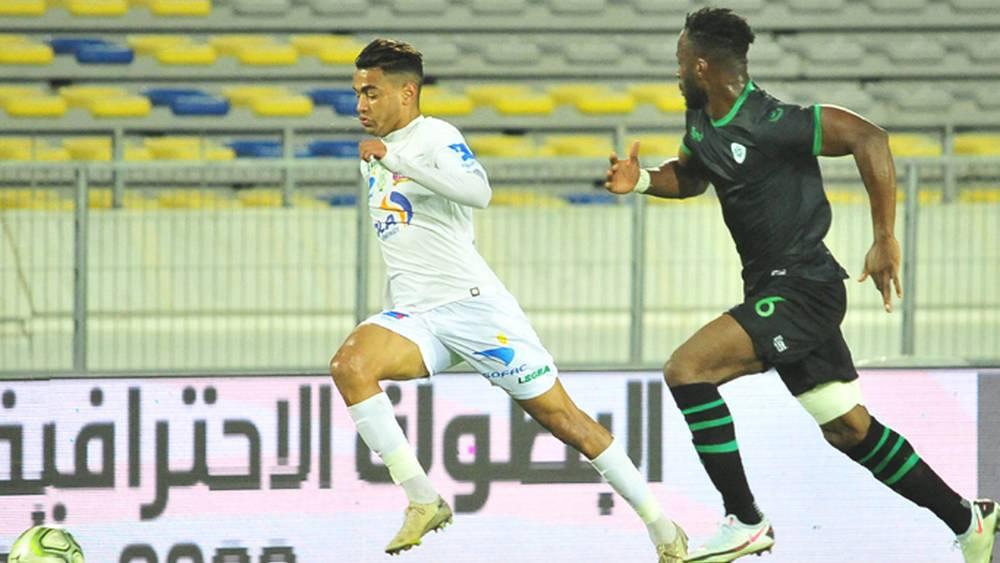 الرجاء الرياضي ومولودية وجدة يلتقيان بمسعى العودة إلى سكة النتائج الإيجابية