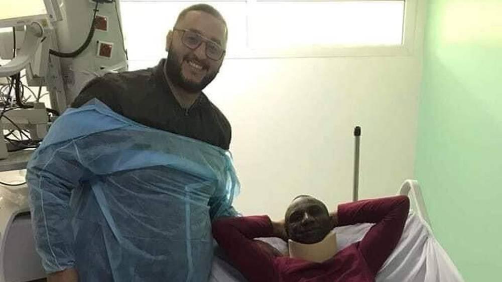 فعاليات بركانية تزور إبينغي في المصحة للاطمئنان على حالته الصحية ودعمه بعد حادثة السير