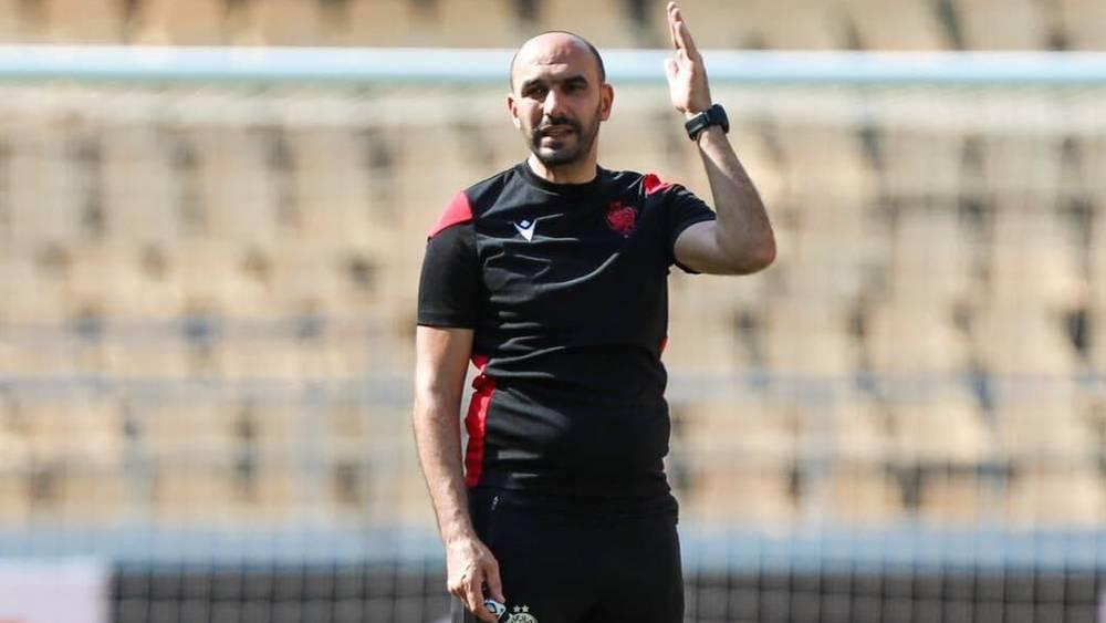 تشكيلة الوداد أمام بيترو أتلتيكو.. الركراكي يدفع بحيمود وأوك منذ البداية ويعتمد على مبينزا في خط الهجوم