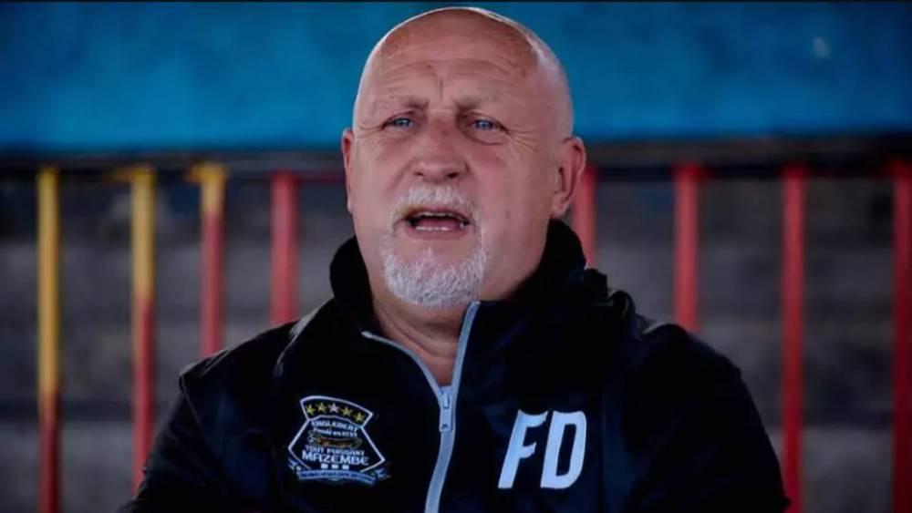 مدرب مازيمبي: "سنقدم أفضل ما لدينا ضد نهضة بركان ويجب أن لا ننسى أن أمامنا فريق جيد"