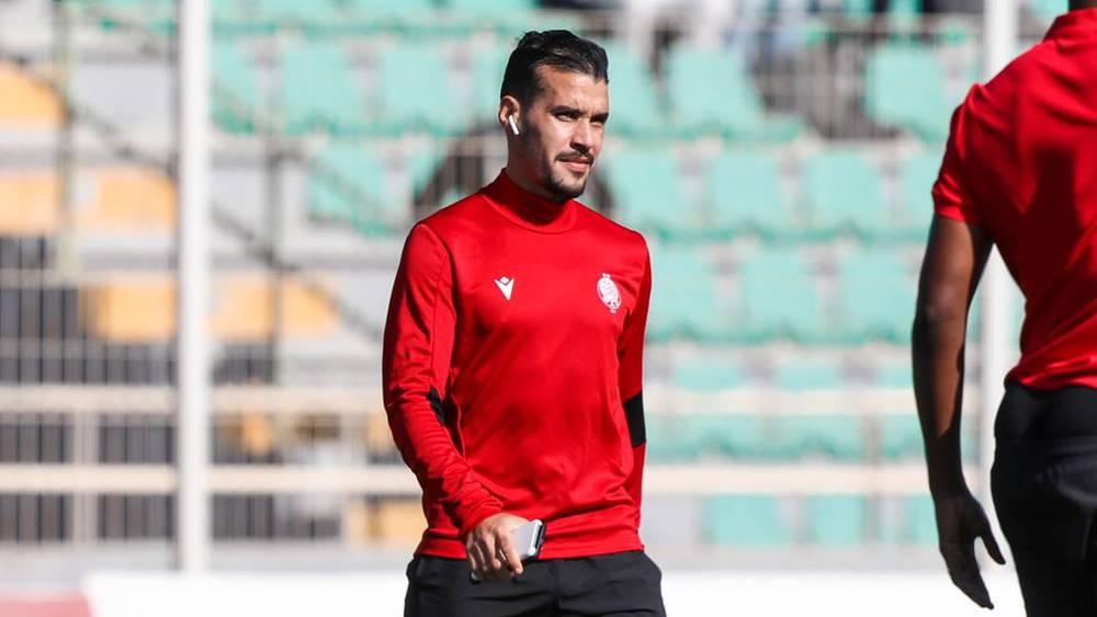 الدوادي لـ"البطولة": "كُنت بقلبي مع الوداد في أنغولا وكل من يُشارك بقميص الفريق يبذل كل ما لديه لتقديم الإضافة"