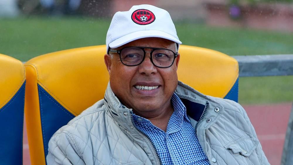 فاخر: "الرجاء والوداد من كوكب آخر وفَرْقٌ كبير بينهما وبين المتنافسين على المركز الثالث"