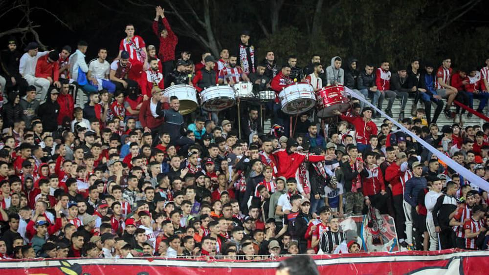 المغرب التطواني يعلن تأجيل عملية بيع تذاكر "نهائي كأس العرش" أمام الجيش الملكي بعد تغيير السلطات الجهة المخصصة لجماهيره في الملعب لدواعي أمنية