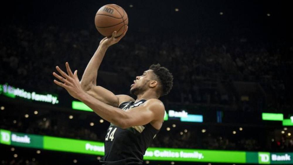Play-offs NBA: Milwaukee renverse Boston et entrevoit la finale de conférence
