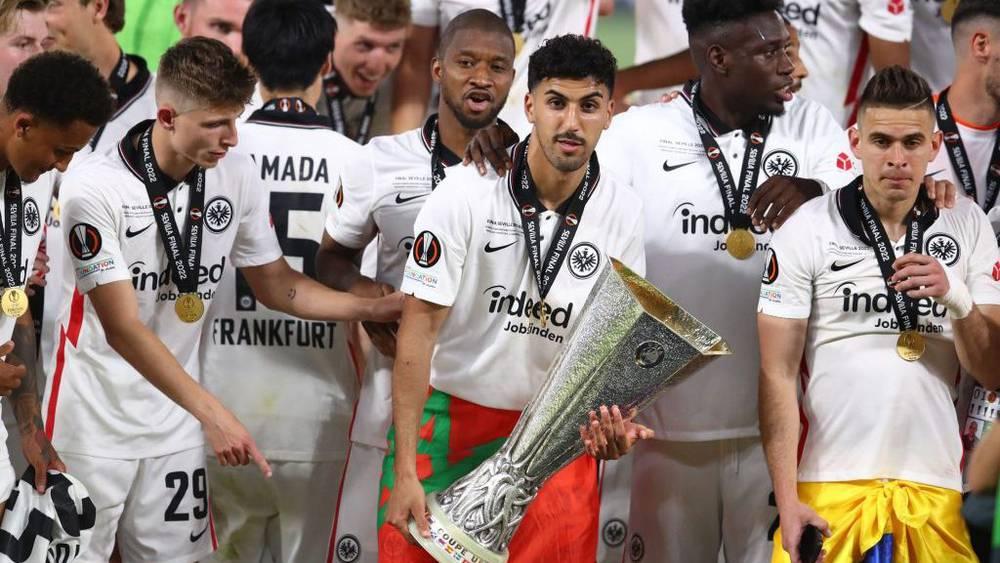 Vahid Halilhodzic félicite Aymen Barkok