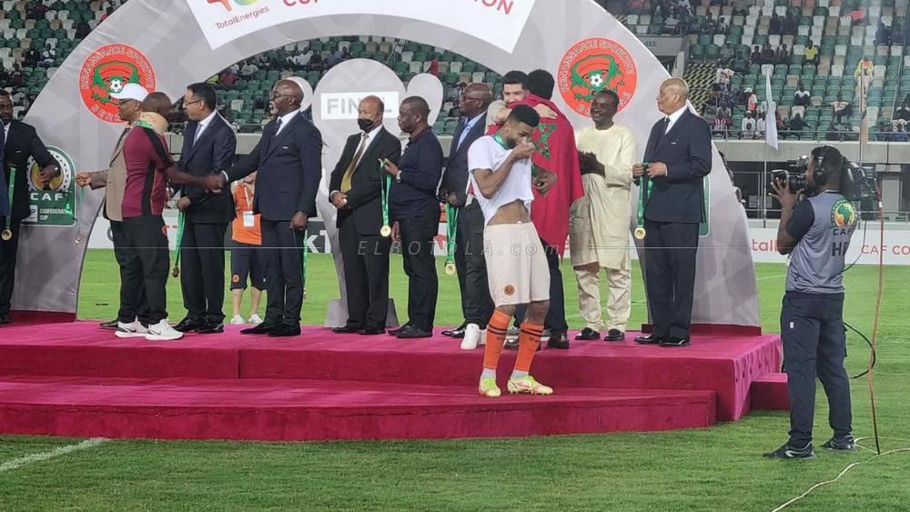 "الكاف": "عاصفة مغربية تحصد ألقاب كأس الكونفدرالية لثلاثة مواسم متتالية"