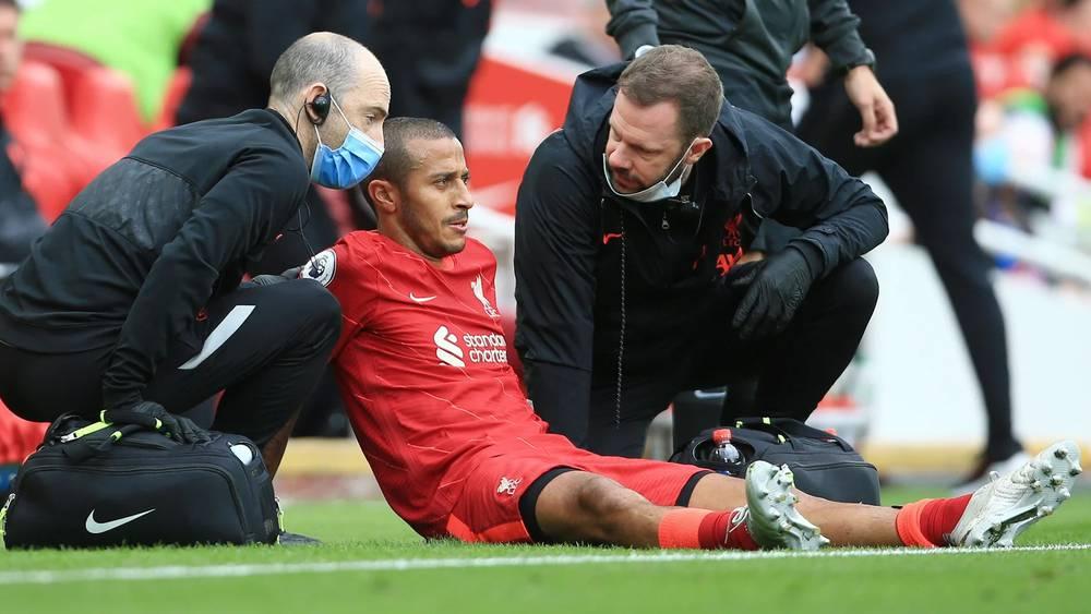 تياغو ألكانتارا يصاب قبل 6 أيام من نهائي دوري أبطال أوروبا