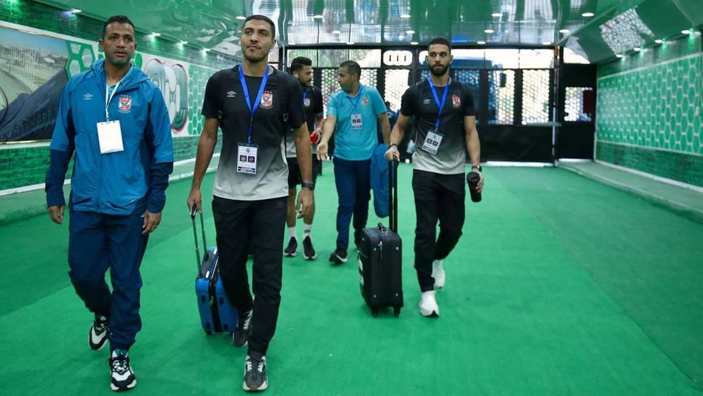 بعثة الأهلي تتجه لمطار القاهرة استعدادا للسفر صوب المغرب