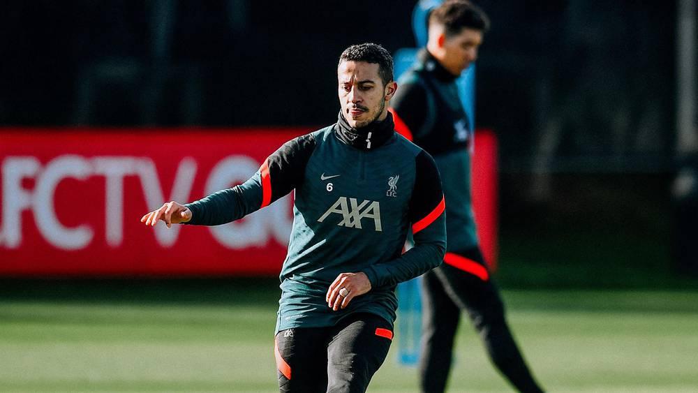 كلوب يلمِّح لجاهزية تياجو ألكانتارا لنهائي دوري الأبطال ضد ريال مدريد