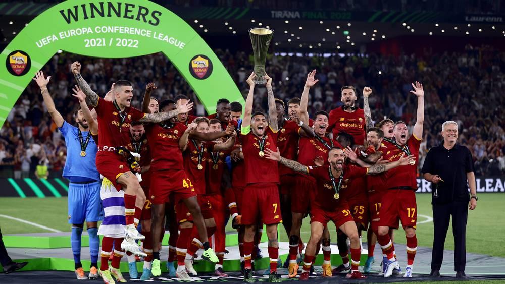 إنتر يقدم التهاني لروما: "هنيئا لروما ومورينيو.. الفوز بلقب أوروبي دائما له طعم خاص"