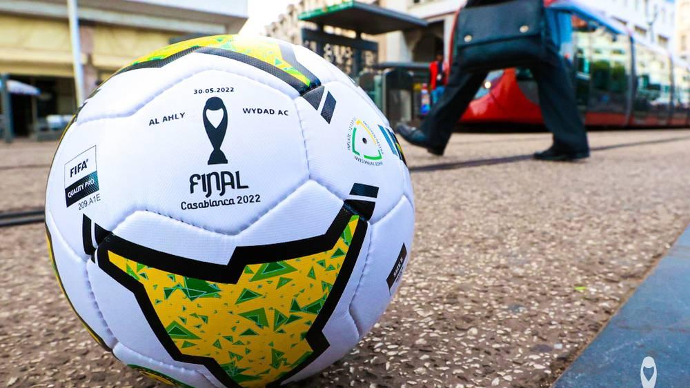 كأس دوري أبطال أفريقيا والكرة الرسمية للنهائي يجوبان شوارع مدينة الدار البيضاء