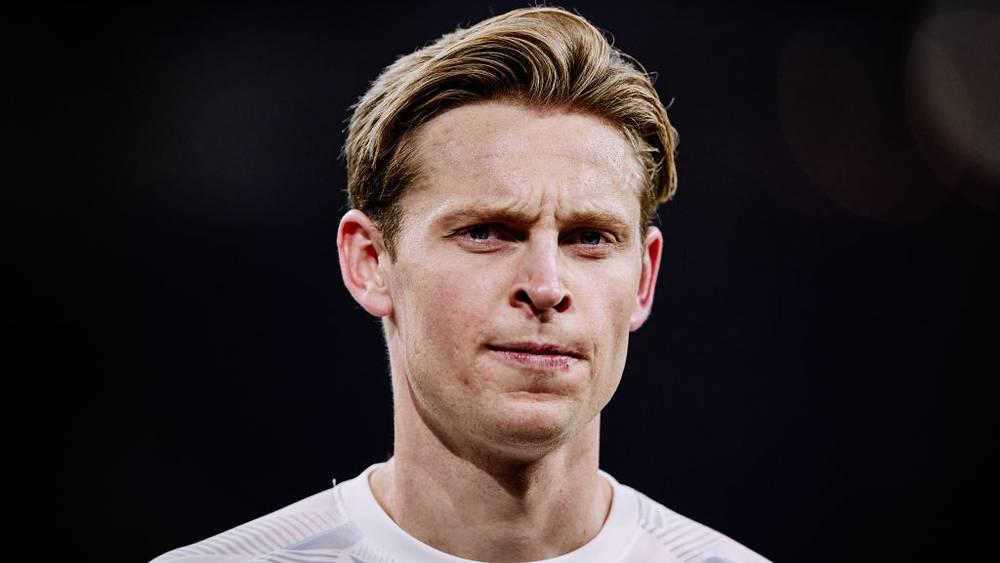 فرينكي دي يونغ: "لو اتصل بي أي فريق سوف أجيب على المُكالمة"