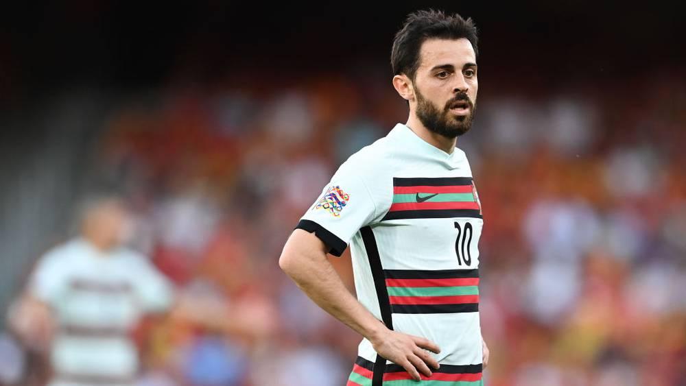 تفسيرًا لتصريحات غوارديولا.. مانشستر سيتي يطلب من برشلونة 100 مليون يورو مقابل بيرناردو سيلفا