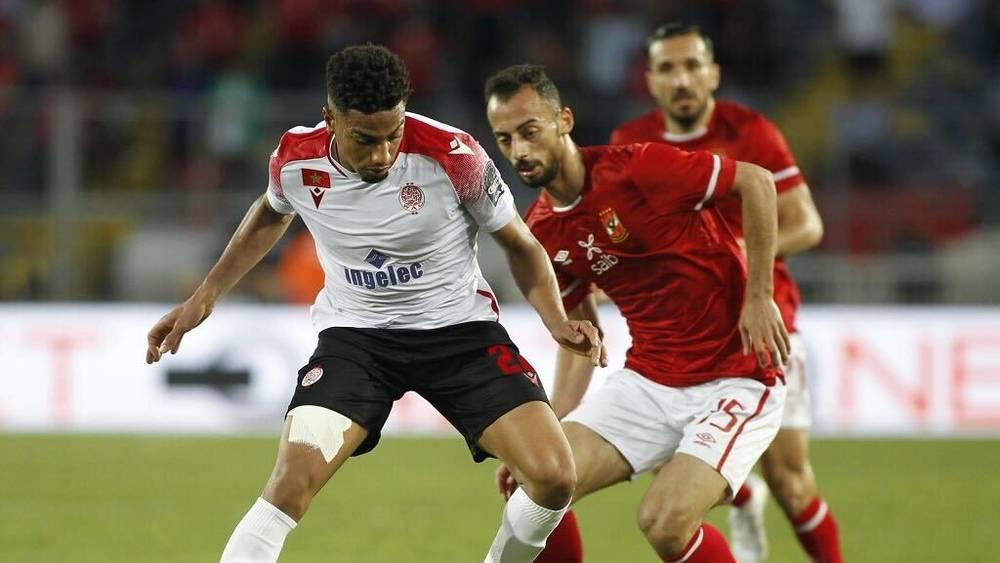 مسؤول بالاتحاد المصري: "الأهلي لم يطلب استضافة نهائي العصبة رغم توصله بمعلومة إجرائه في مباراة واحدة قبل انطلاق المسابقة"